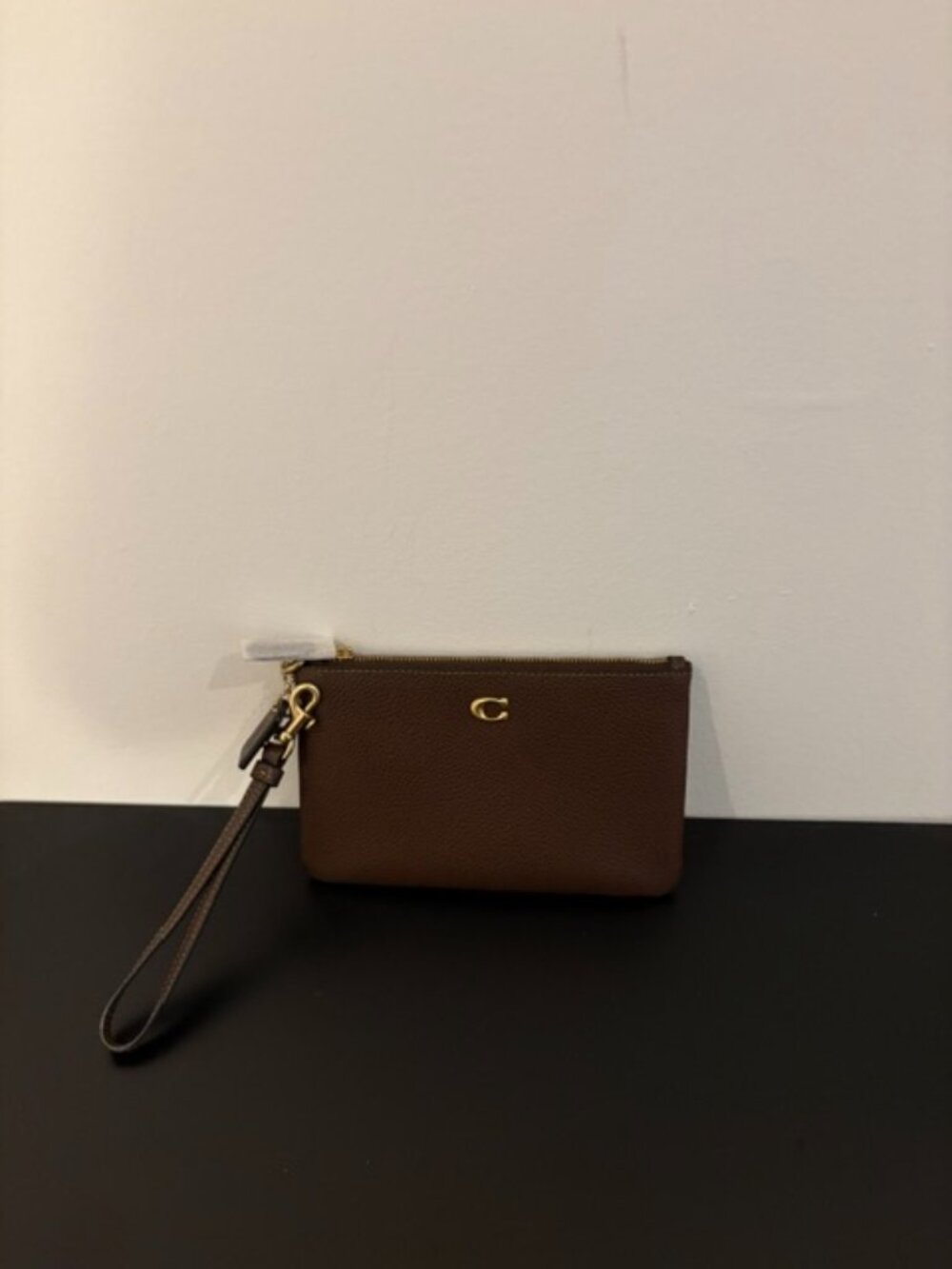 NWT Coach Essential Small Wristlet in Polished Pebble Leather – Maple/Brass
